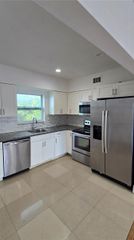 9760 Bay Harbor Ter 6, Bay Harbor Islands, FL 33154