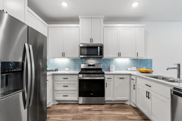 2529 Barnwood Lane, Garland, TX 75042