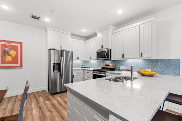 2529 Barnwood Lane, Garland, TX 75042