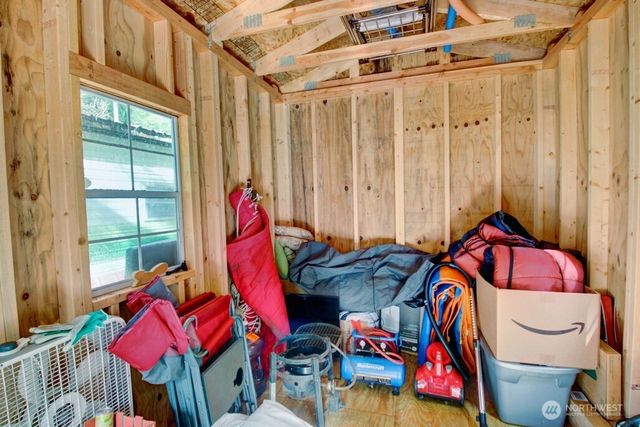 25 Drial Loop, Deming, WA 98244