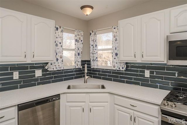 1234 Pinehurst Club Court, O'fallon, MO 63366