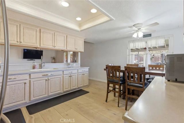 7868 Arrowhead Lake Road, Hesperia, CA 92345