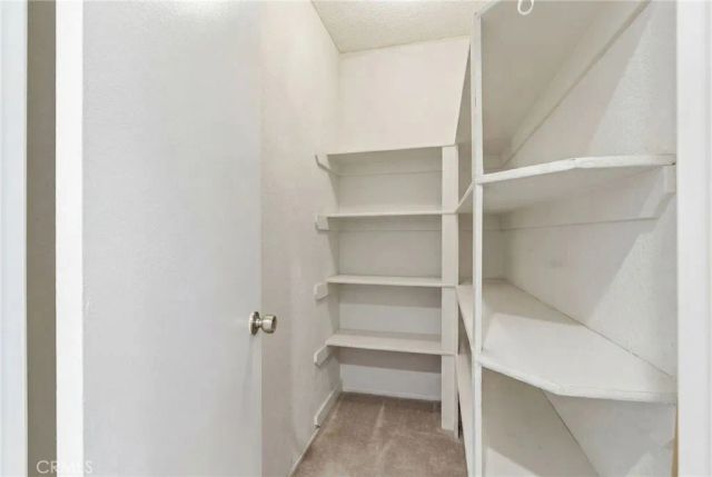 7868 Arrowhead Lake Road, Hesperia, CA 92345