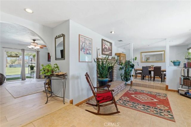 7868 Arrowhead Lake Road, Hesperia, CA 92345