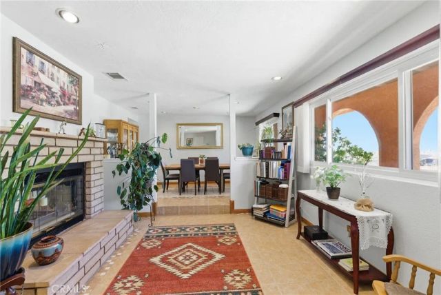 7868 Arrowhead Lake Road, Hesperia, CA 92345