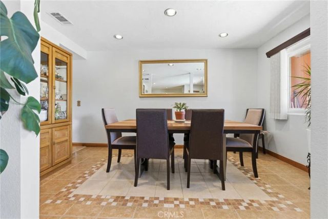 7868 Arrowhead Lake Road, Hesperia, CA 92345