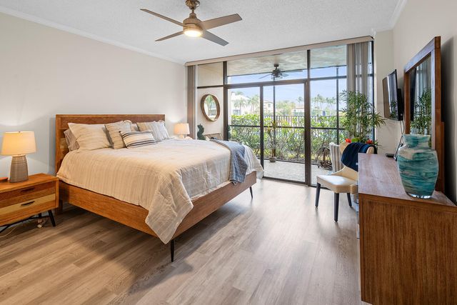 11370 Twelve Oaks Way 118, North Palm Beach, FL 33408