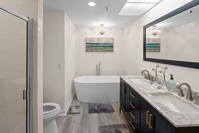 11370 Twelve Oaks Way 118, North Palm Beach, FL 33408
