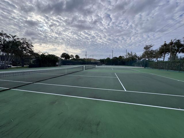 11370 Twelve Oaks Way 118, North Palm Beach, FL 33408