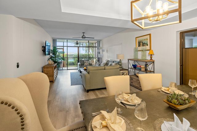 11370 Twelve Oaks Way 118, North Palm Beach, FL 33408