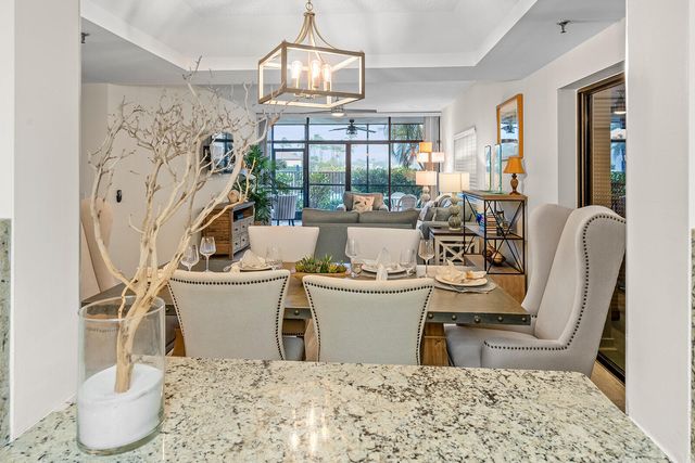 11370 Twelve Oaks Way 118, North Palm Beach, FL 33408