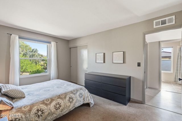 4815 E WINSTON Drive 3, Phoenix, AZ 85044