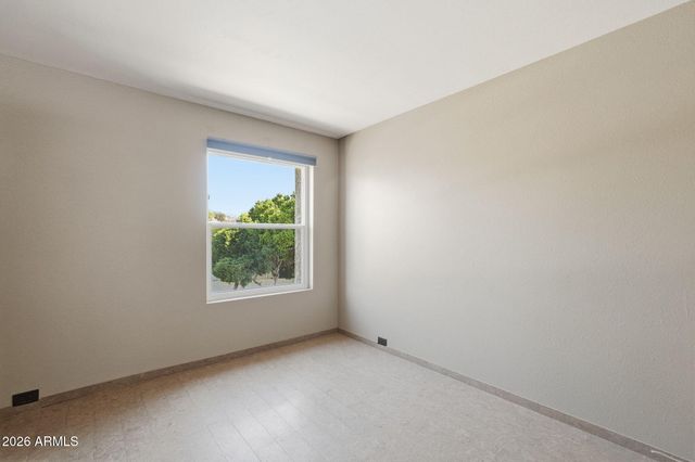 4815 E WINSTON Drive 3, Phoenix, AZ 85044