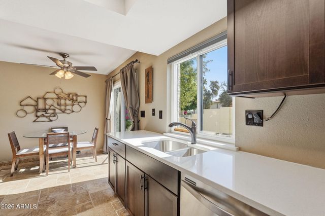 4815 E WINSTON Drive 3, Phoenix, AZ 85044