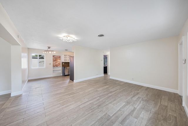 2611 NE 16th Street, Pompano Beach, FL 33062