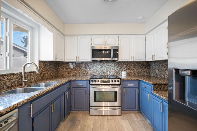 2611 NE 16th Street, Pompano Beach, FL 33062