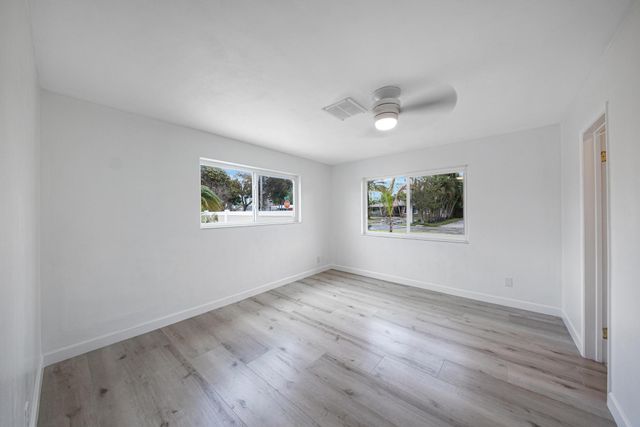 2611 NE 16th Street, Pompano Beach, FL 33062