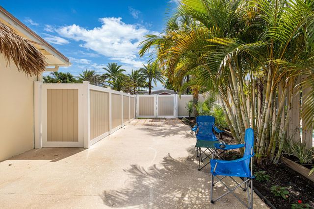2611 NE 16th Street, Pompano Beach, FL 33062