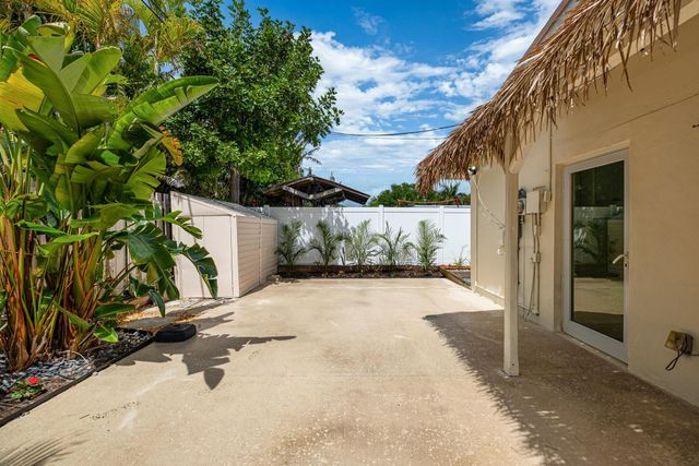 2611 NE 16th Street, Pompano Beach, FL 33062