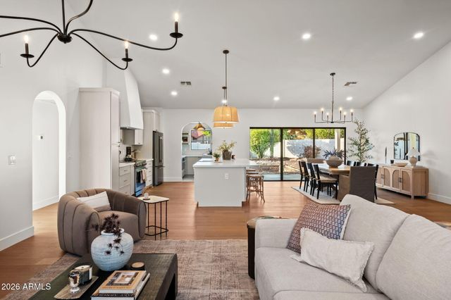 10572 E BELLA VISTA Drive, Scottsdale, AZ 85258