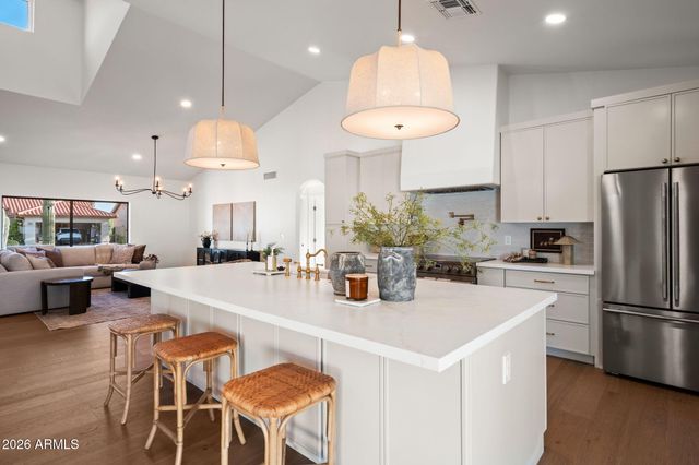 10572 E BELLA VISTA Drive, Scottsdale, AZ 85258