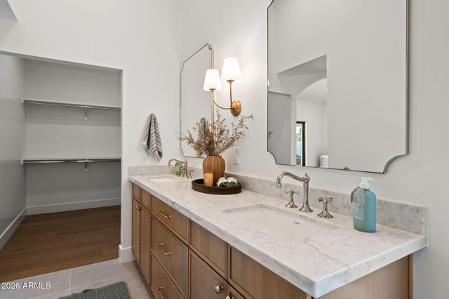 10572 E BELLA VISTA Drive, Scottsdale, AZ 85258