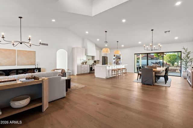 10572 E BELLA VISTA Drive, Scottsdale, AZ 85258