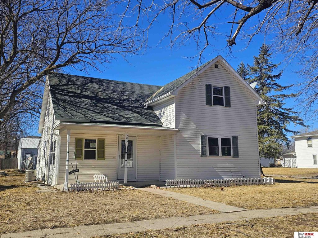 323 N Court Street, Wilber, NE 68465