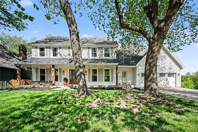 1129 Camelot Hill Street, Liberty, MO 64068