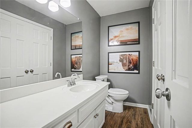 1129 Camelot Hill Street, Liberty, MO 64068