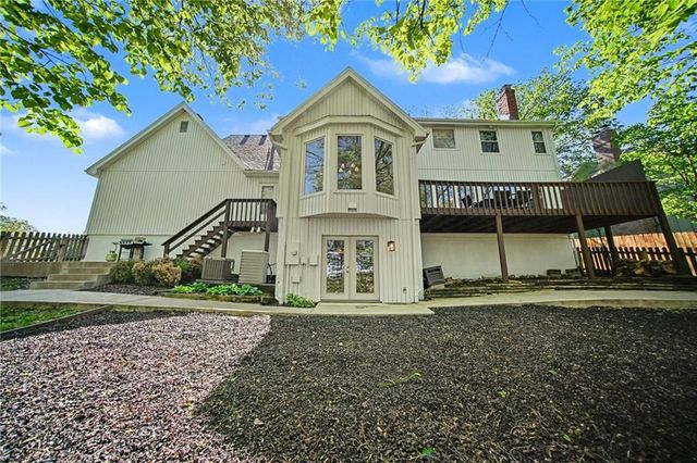 1129 Camelot Hill Street, Liberty, MO 64068