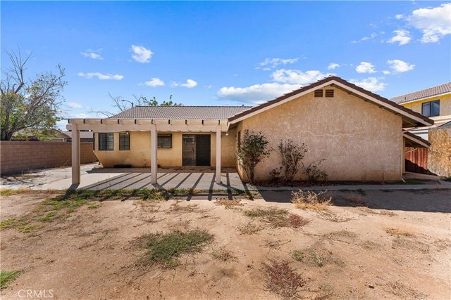 2427 Oakcrest, Palmdale, CA 93550