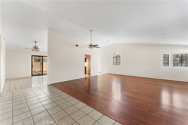 2427 Oakcrest, Palmdale, CA 93550