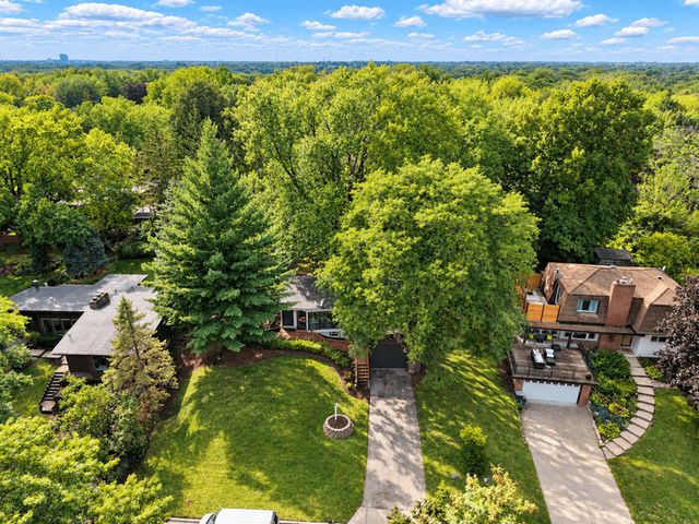 3115 Kyle Avenue N, Golden Valley, MN 55422