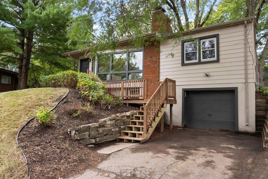 3115 Kyle Avenue N, Golden Valley, MN 55422 — photo 2