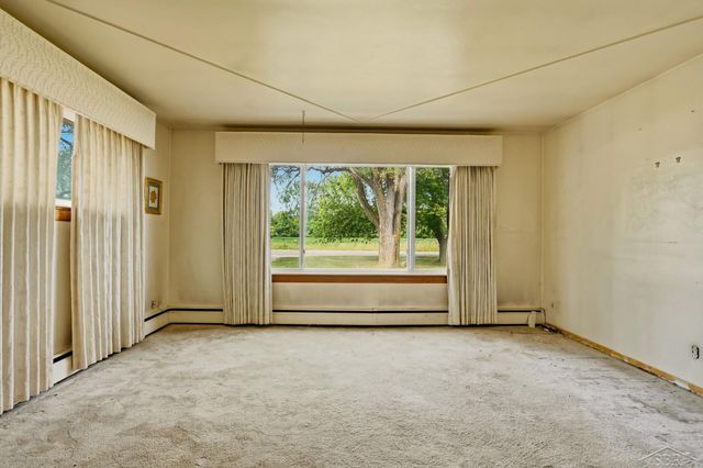 5098 S Venoy Road, Zilwaukee, MI 48604
