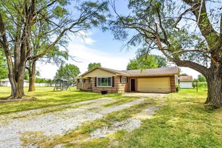 5098 S Venoy Road, Zilwaukee, MI 48604