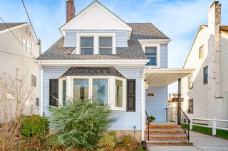 347 Wellington Road, Mineola, NY 11501