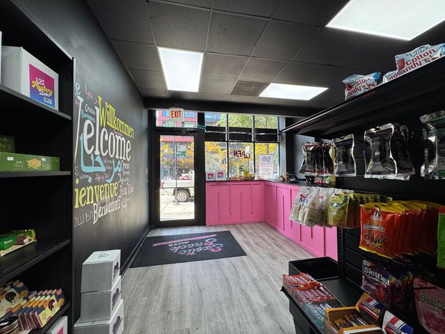 2521 N Lincoln Avenue, Chicago, IL 60614