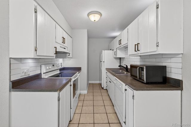 16359 W 10th Avenue XX5, Golden, CO 80401