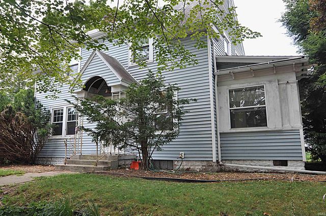 1240 Altgeld Street, South Bend, IN 46614