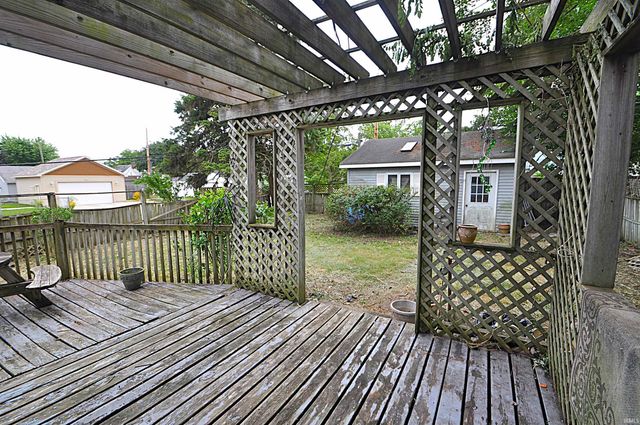 1240 Altgeld Street, South Bend, IN 46614