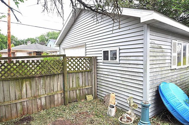 1240 Altgeld Street, South Bend, IN 46614