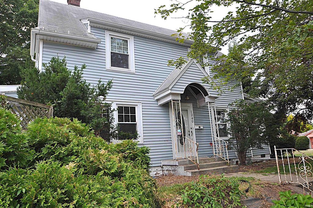 1240 Altgeld Street, South Bend, IN 46614