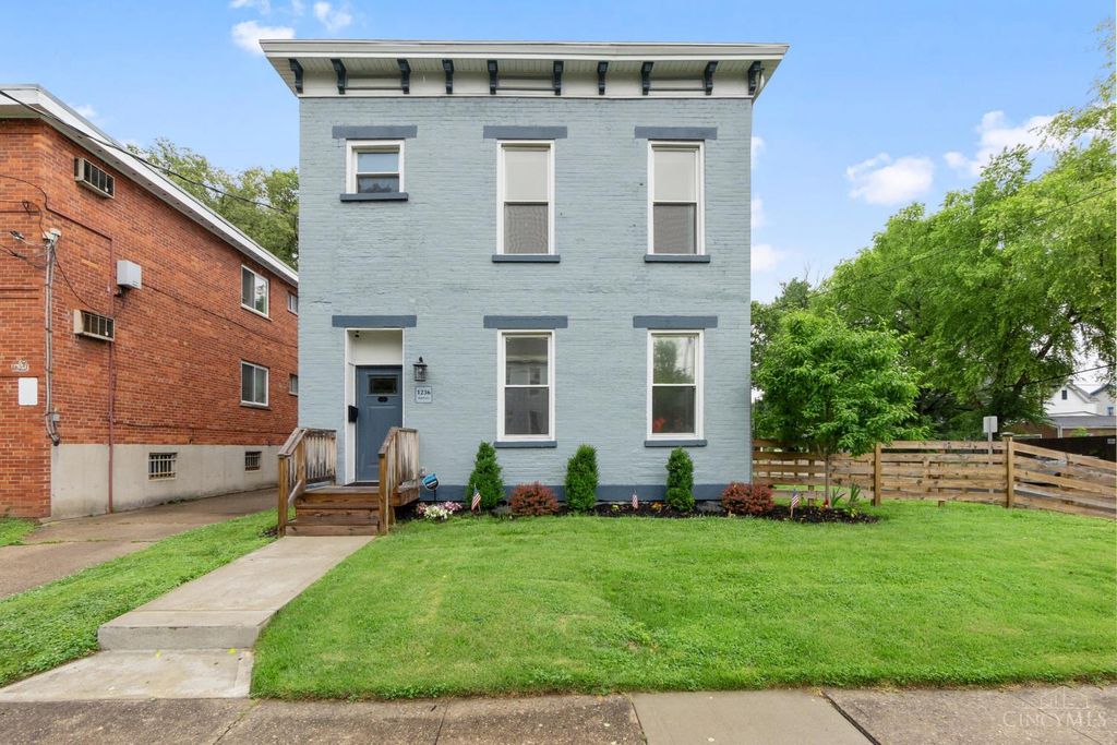 1236 Regent Avenue, Cincinnati, OH 45237