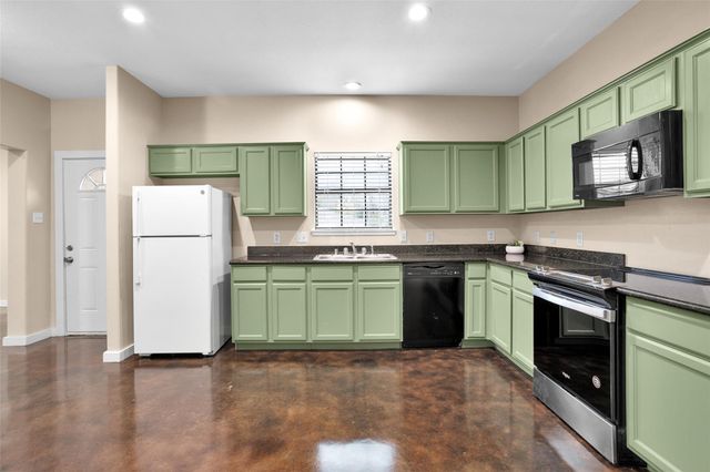 3129 Molly Drive, Huntsville, TX 77340