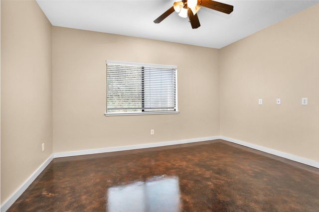 3129 Molly Drive, Huntsville, TX 77340