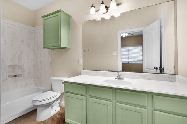 3129 Molly Drive, Huntsville, TX 77340