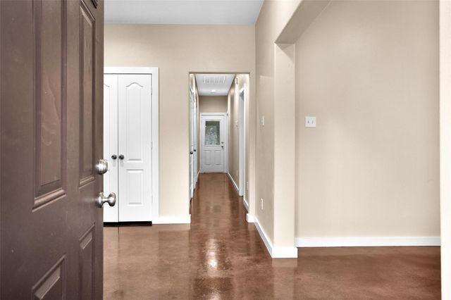 3129 Molly Drive, Huntsville, TX 77340