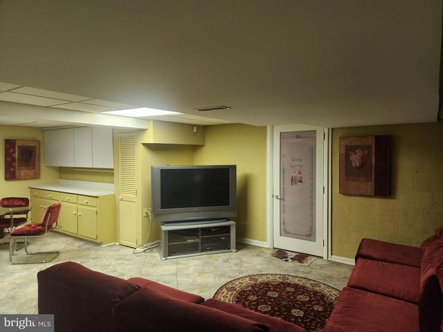 520 GALE RD, Camp Hill, PA 17011